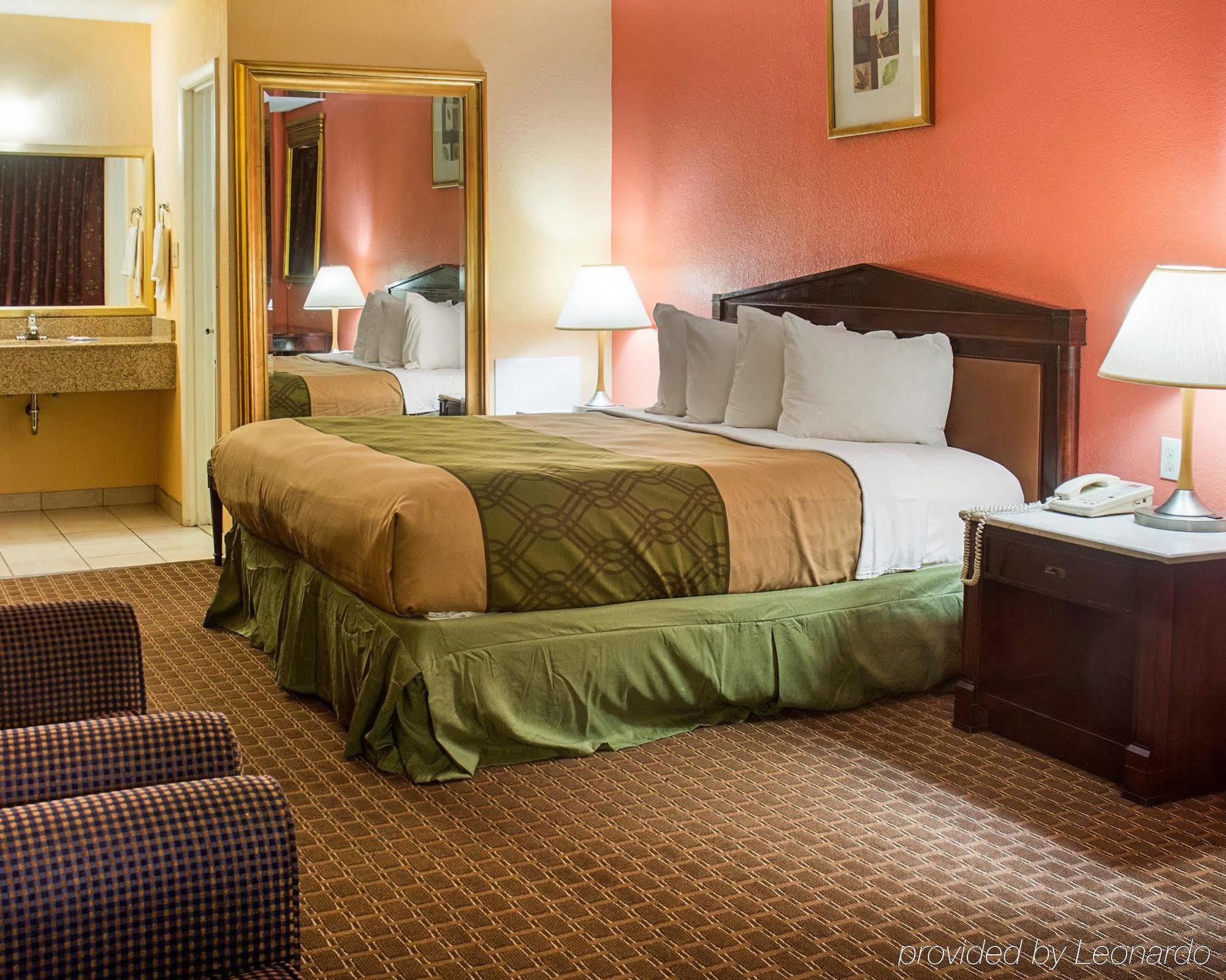 Econo Lodge At Military Circle Norfolk Dış mekan fotoğraf