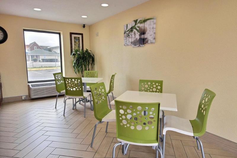 Econo Lodge At Military Circle Norfolk Dış mekan fotoğraf