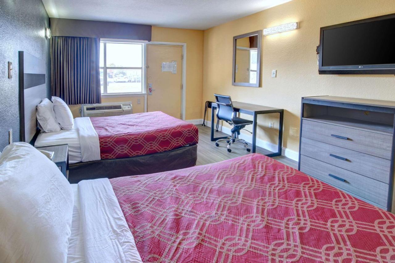 Econo Lodge At Military Circle Norfolk Dış mekan fotoğraf