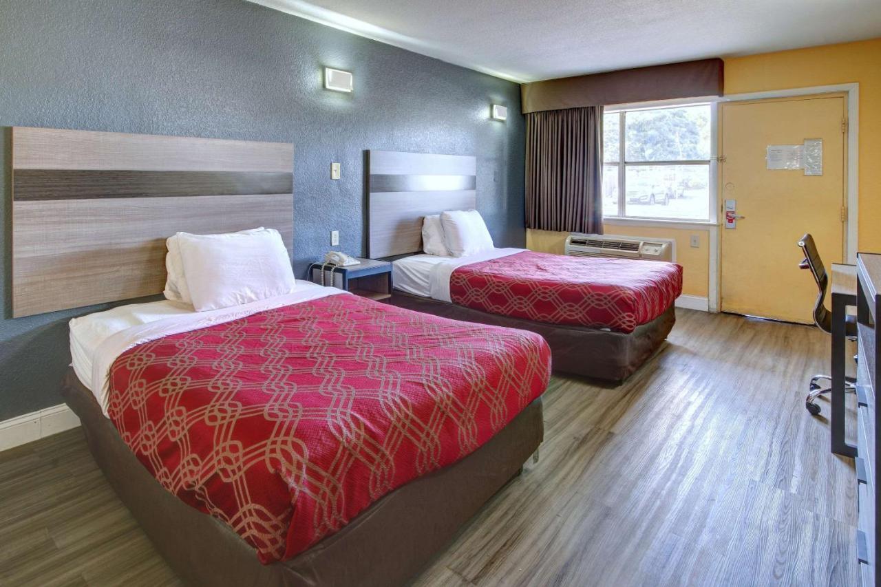 Econo Lodge At Military Circle Norfolk Dış mekan fotoğraf