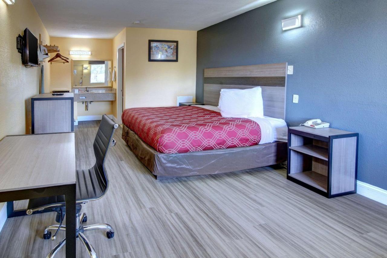 Econo Lodge At Military Circle Norfolk Dış mekan fotoğraf