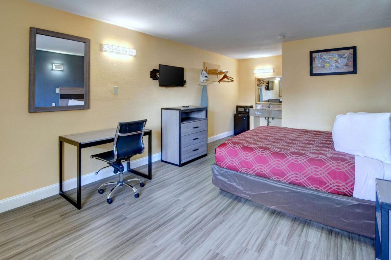Econo Lodge At Military Circle Norfolk Dış mekan fotoğraf